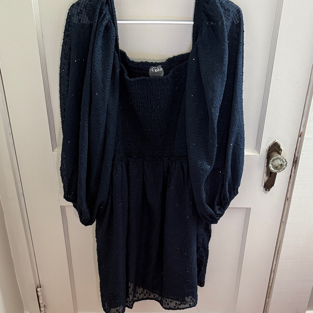 Elegant Black Long-Sleeve Dress